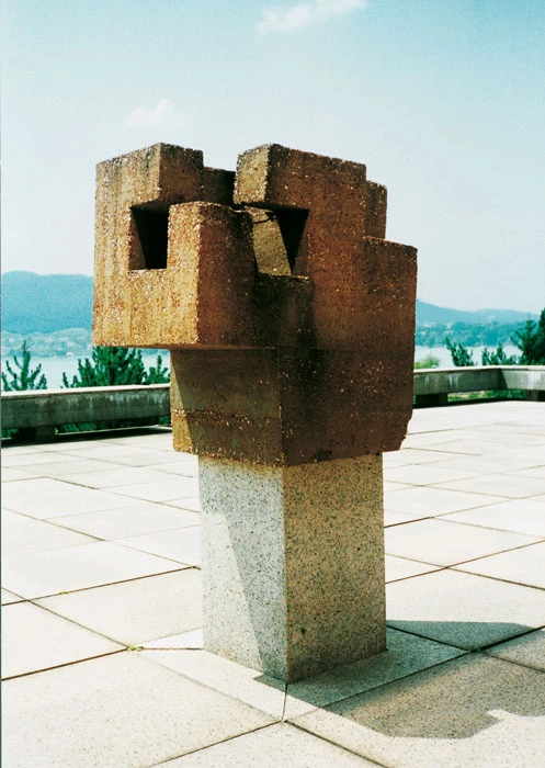 Eduardo Chillida: Leku II